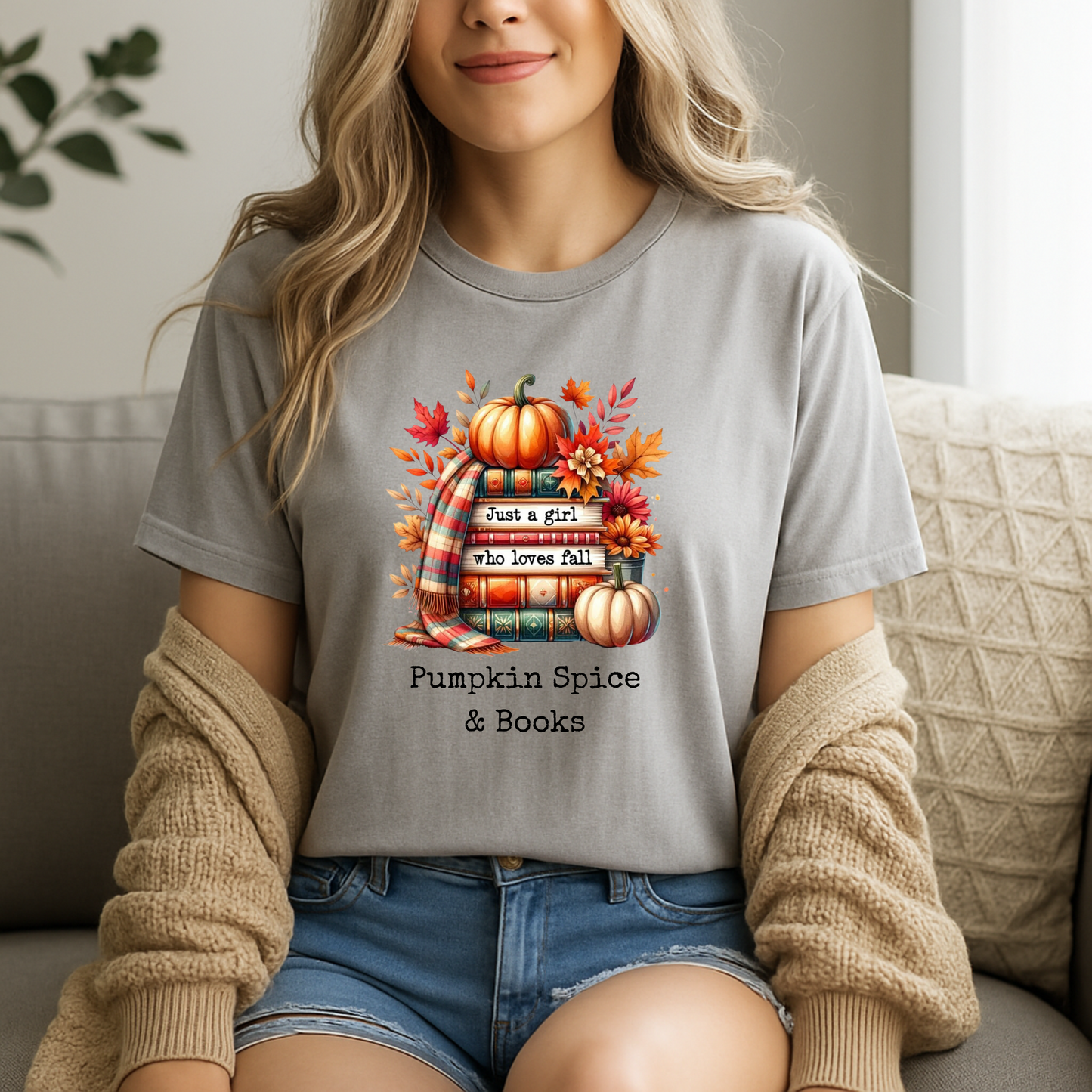 Pumpkin Spice & Books – Fall Reading T-Shirt